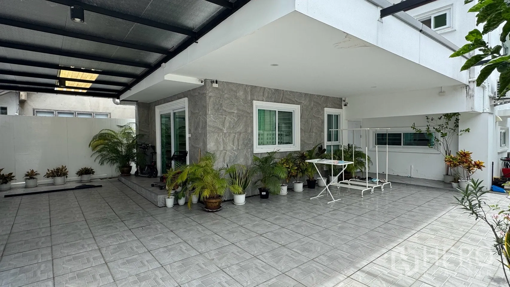 Property Image #27 for property HRE01332