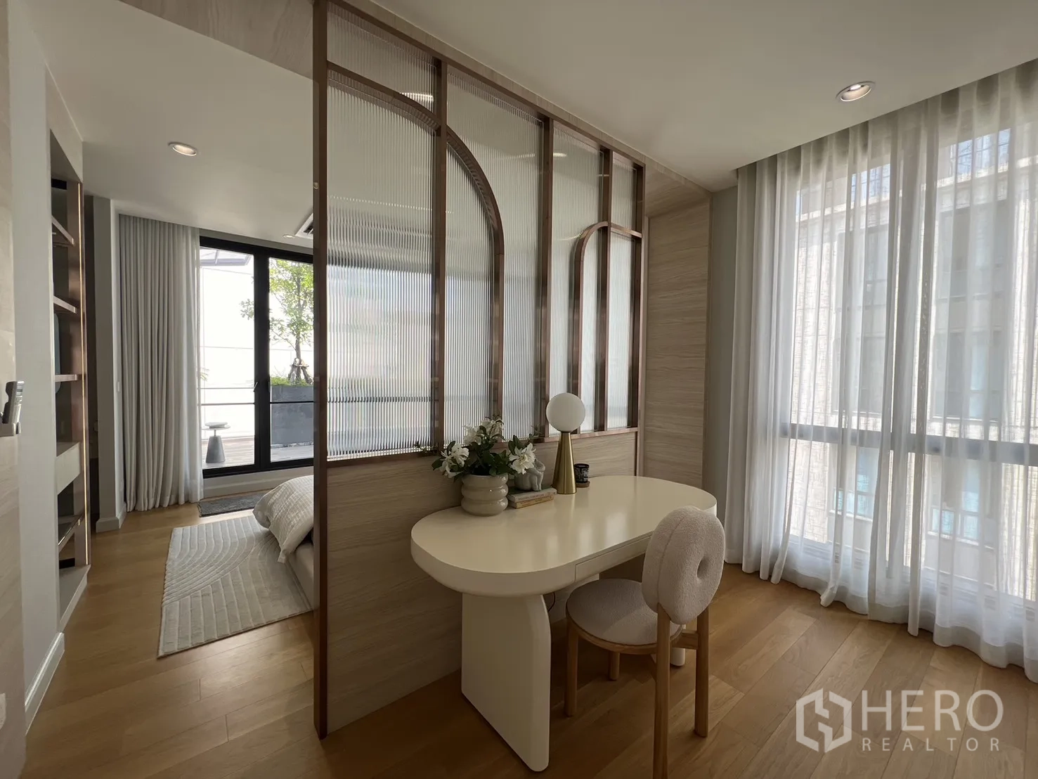Property Image #36 for property HRE00581