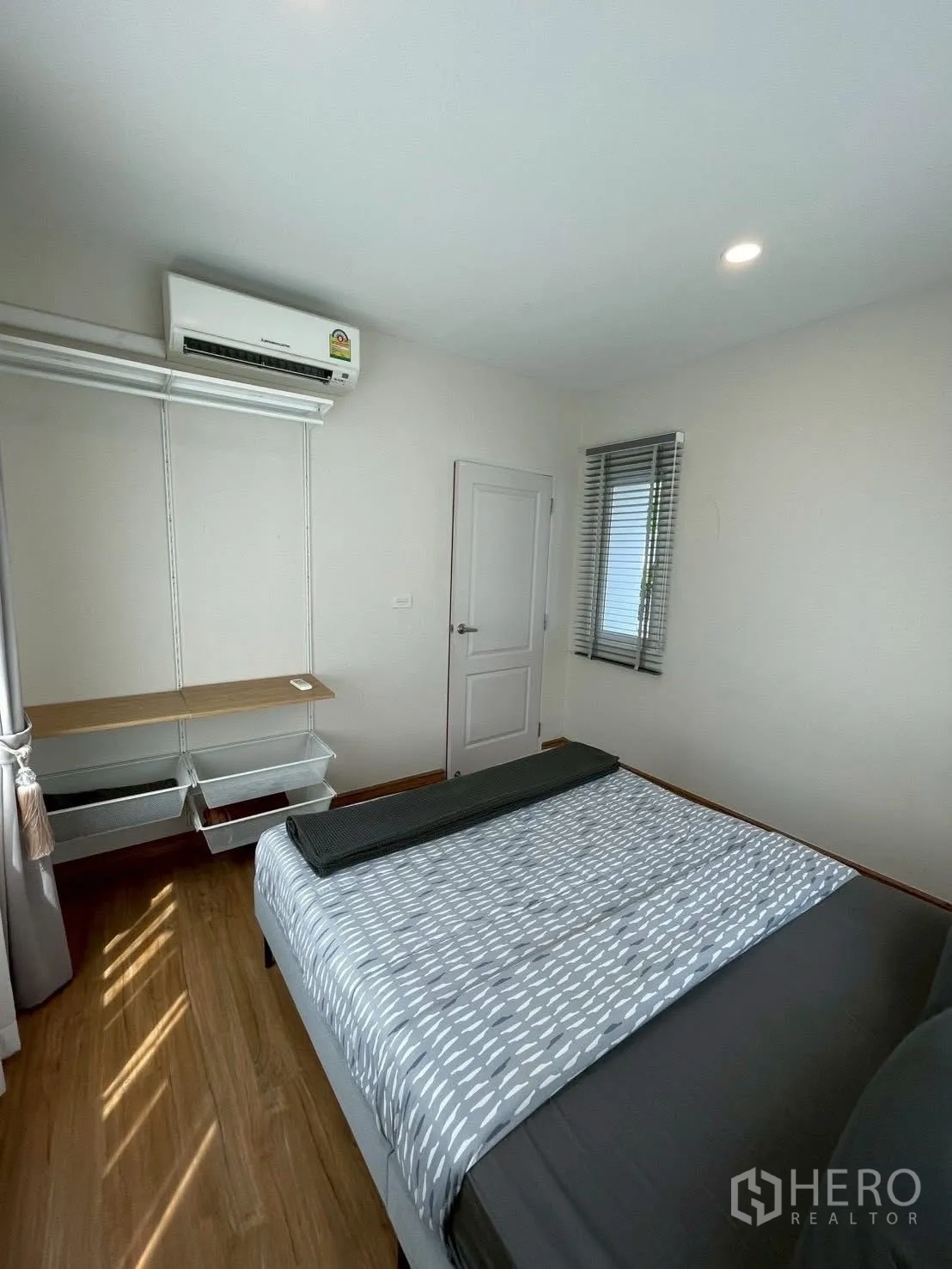 Property Image #26 for property HRE00892