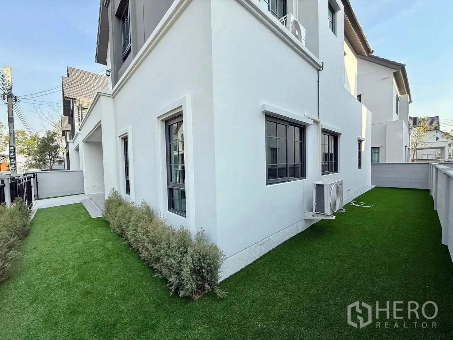 Property Image #17 for property HRE00374