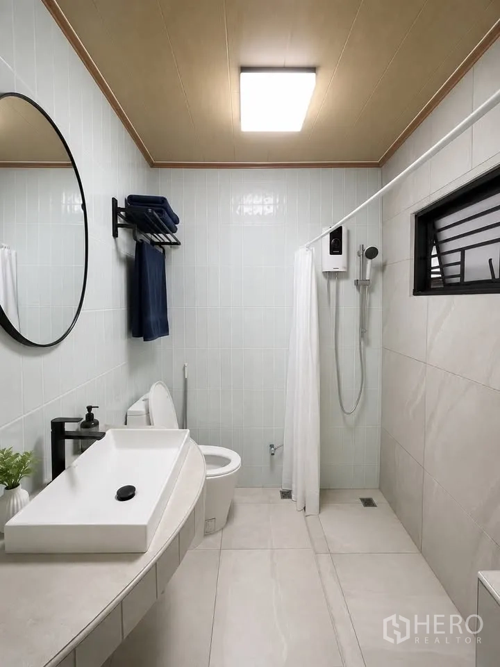 Detached House for rent in Prawet, Bangkok - Modern bathroom with walk-in shower, large basin and water heater.