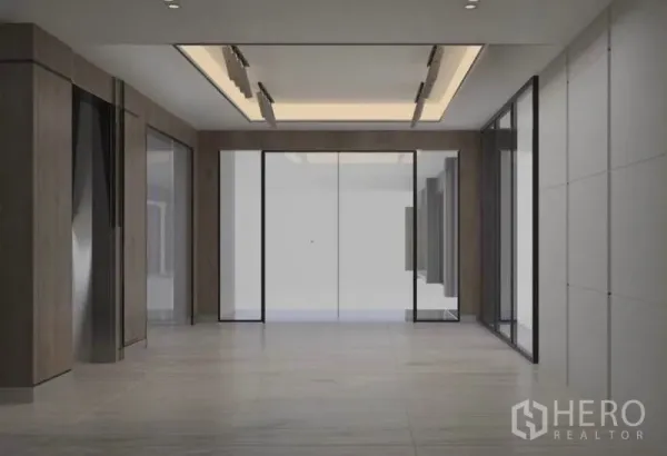 สำนักงาน ให้เช่าในLat Krabang, Bangkok - ประตูกระจกเปิดสู่ชุดสำนักงาน พร้อมไฟเพดานมินิมอล