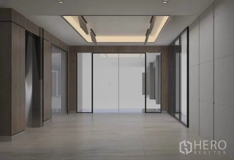 สำนักงาน ให้เช่าในLat Krabang, Bangkok - ประตูกระจกเปิดสู่ชุดสำนักงาน พร้อมไฟเพดานมินิมอล