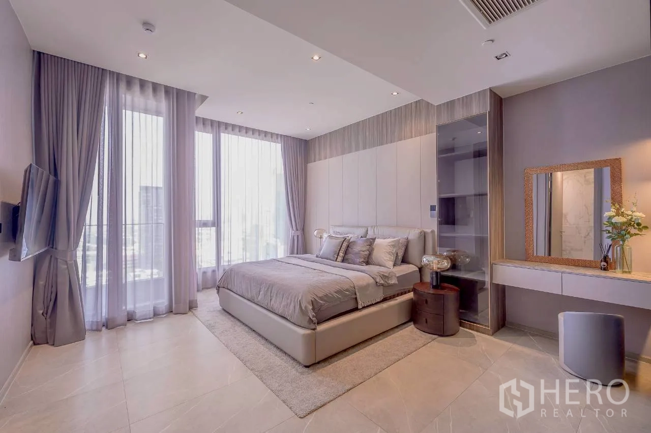 Property Image #1 for property HRE00621