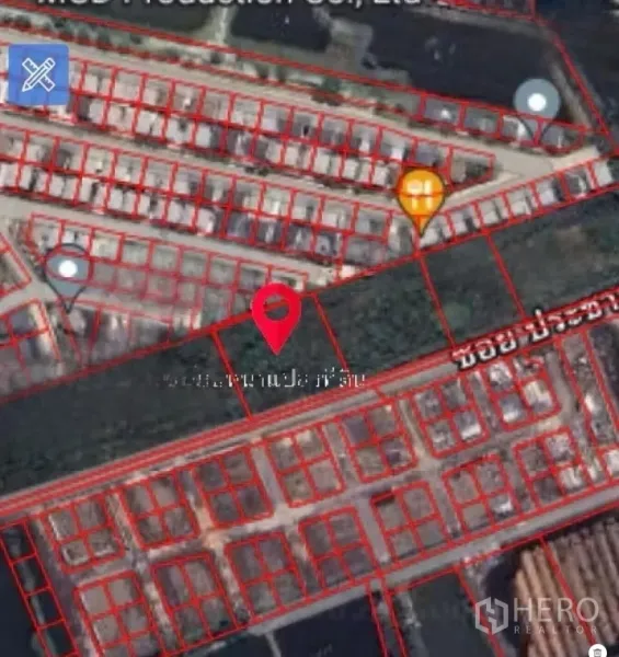 Land for sale in Khlong Toei, Bangkok - Satellite map highlighting the rectangular land plot among local roads and housing blocks.
