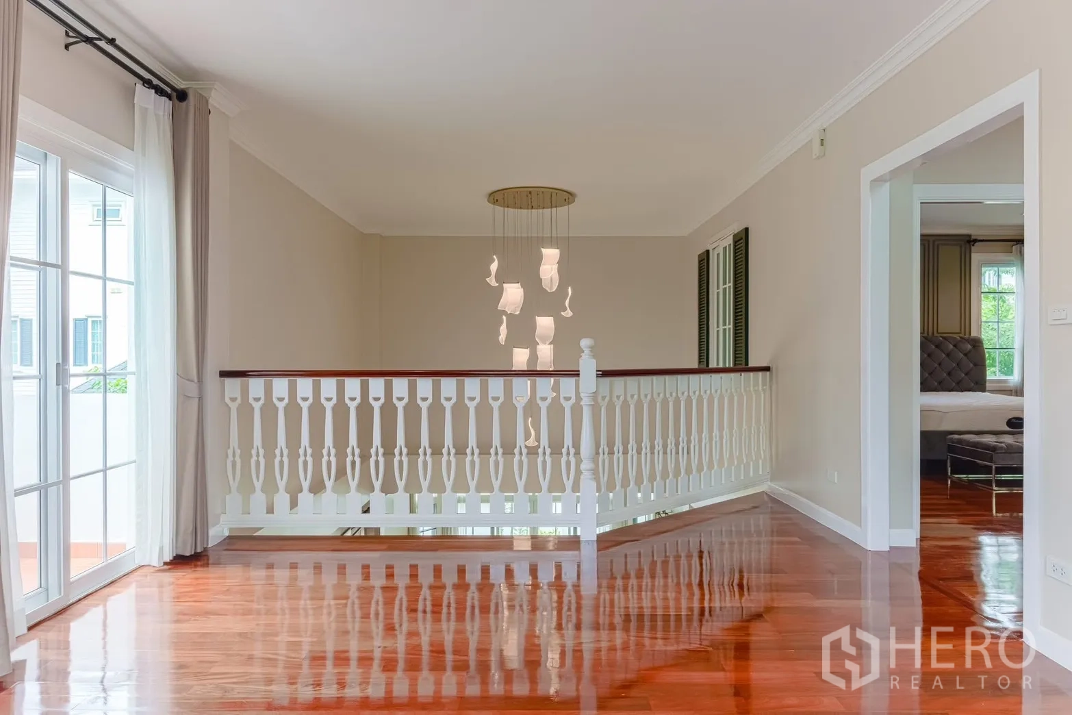 Property Image #21 for property HRE00304