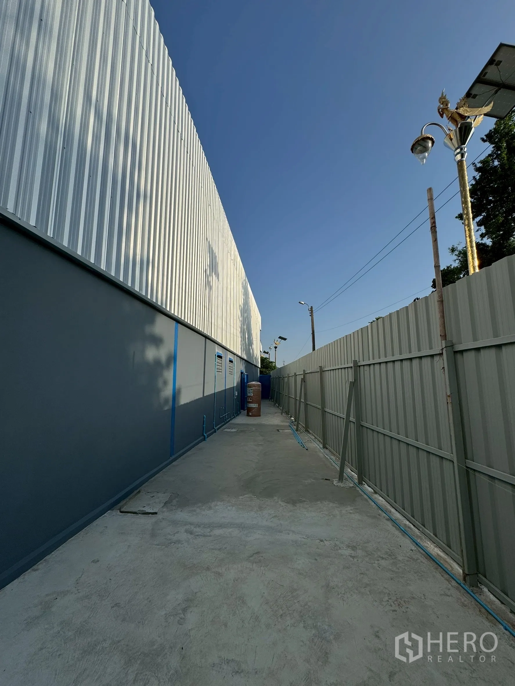 Property Image #3 for property HRE01103