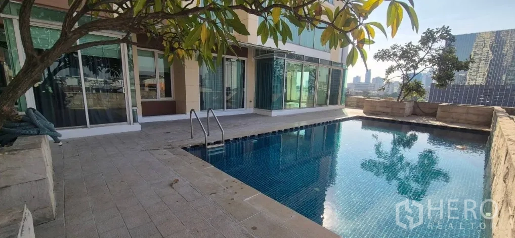 Property Image #4 for property HRE00703