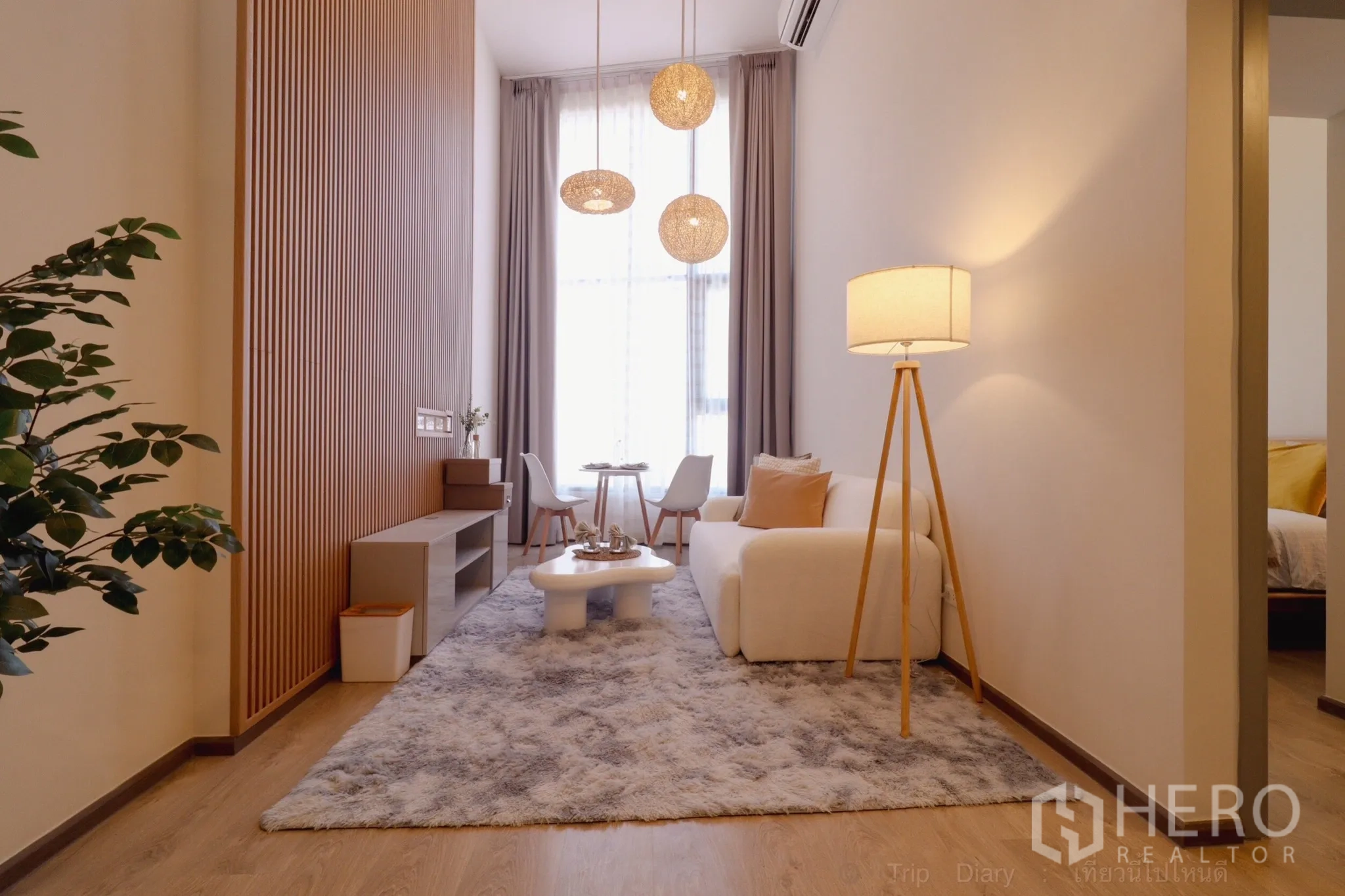 Property Image #2 for property HRE00855