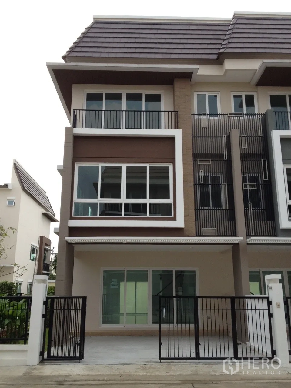 Property Image #22 for property HRE01207