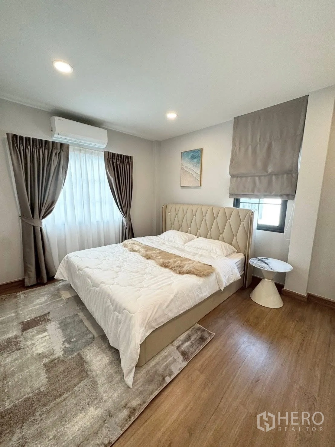 Property Image #16 for property HRE00096