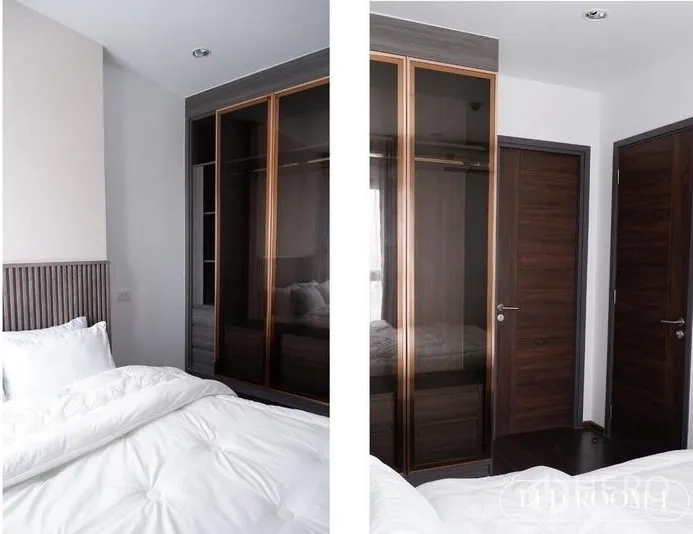 公寓 出租在Watthana, Bangkok - 卧室配玻璃门衣柜与深色木门