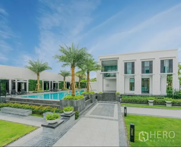 ทาวน์เฮาส์ ให้เช่าในChatuchak, Bangkok - คลับเฮาส์สมัยใหม่พร้อมสวนจัดแต่งและสระว่ายนน้ำเกลือยาว