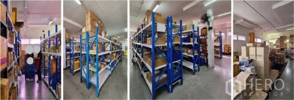 สำนักงาน ให้เช่าหรือขายในWatthana, Bangkok - โซนคลังสินค้าพร้อมชั้นวางเหล็กสีน้ำเงินและกล่องสินค้า