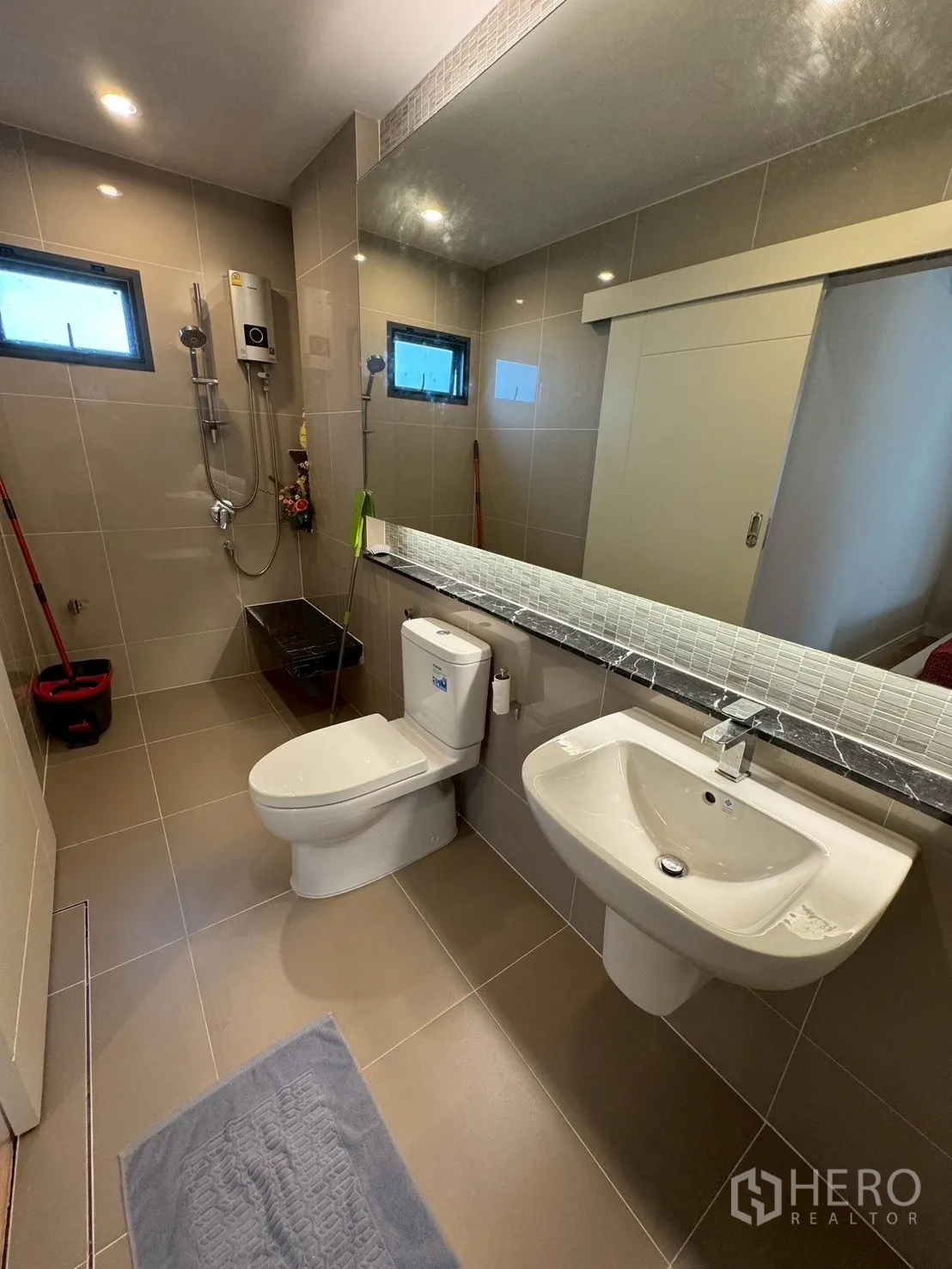 Property Image #6 for property BRE20571