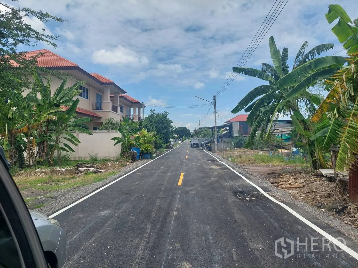 Property Image #3 for property HRE00284