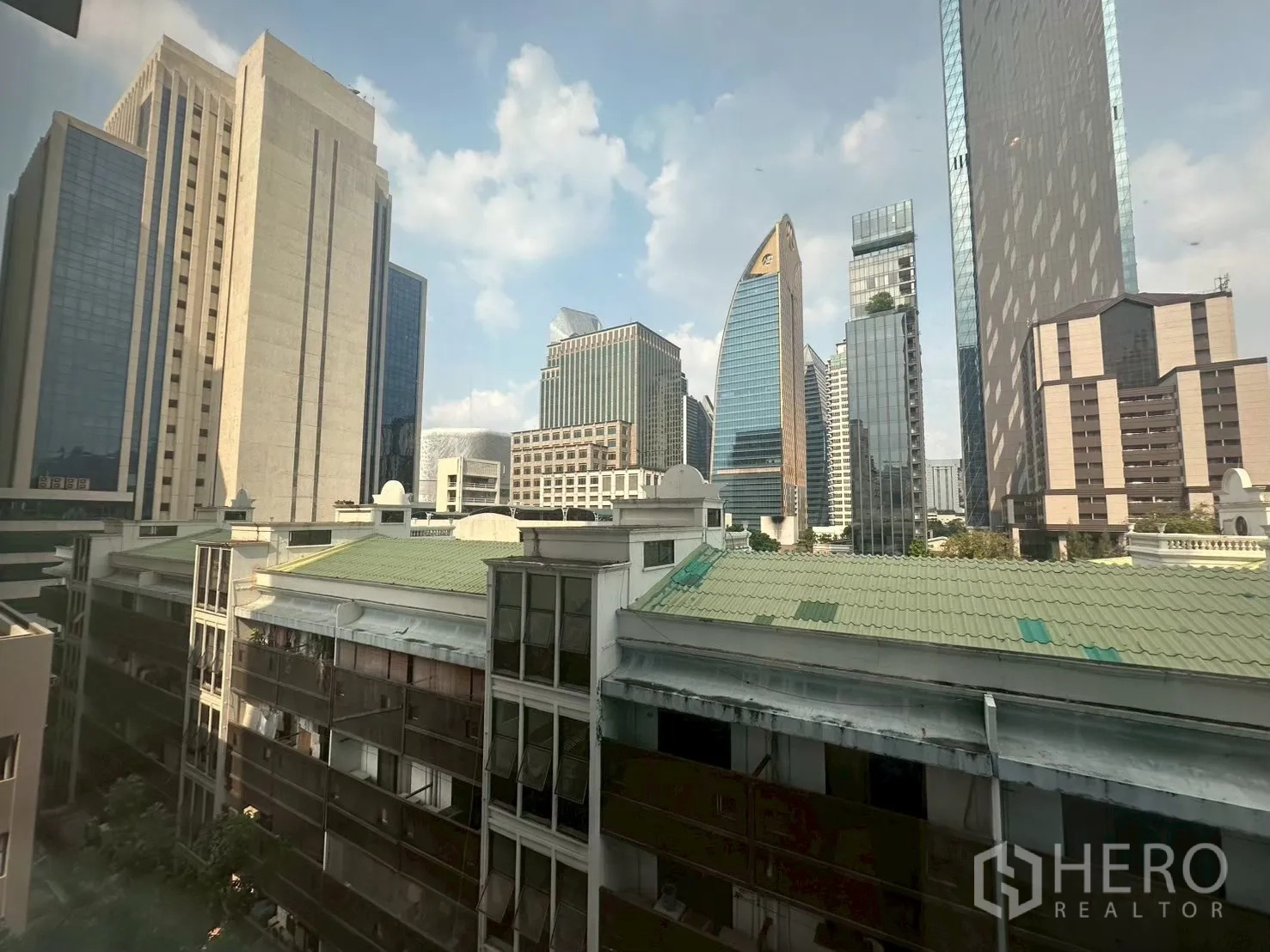 Property Image #3 for property HRE00608