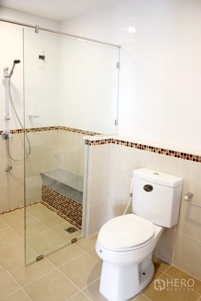 Property Image #13 for property HRE01207